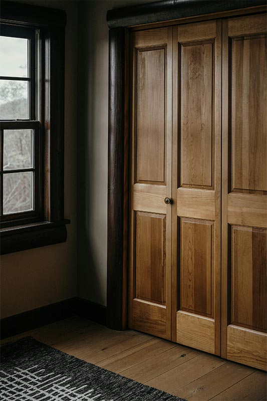 Decapage-interieur-porte-de-placard- Décapage escalier intérieur par aérogommage