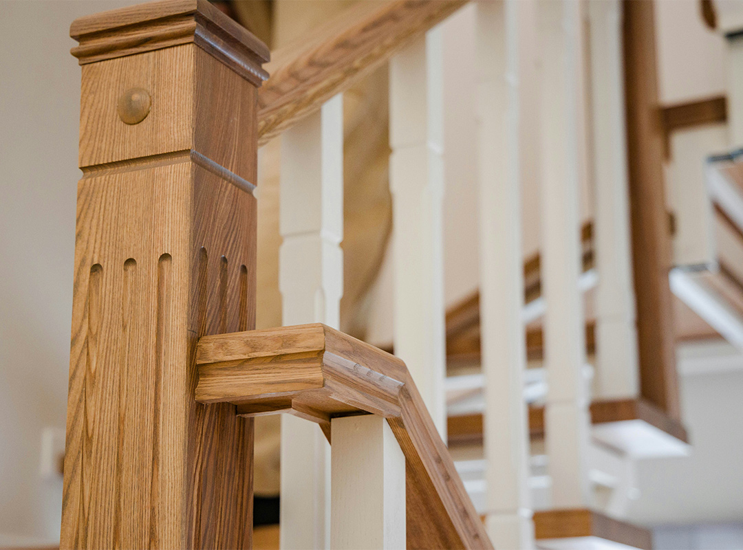Décaper un escalier intérieur en bois